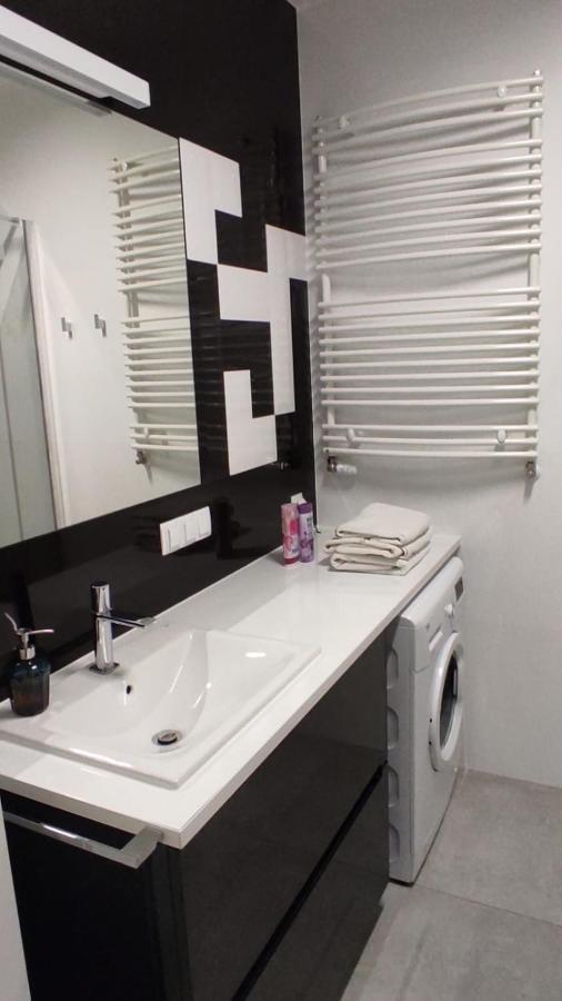 Grzybowska Residence Inter-Apartments ワルシャワ エクステリア 写真